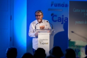 Presentación del poemario de Nicolás Guillén en la Fundación Cajasol (2) • <a style="font-size:0.8em;" href="http://www.flickr.com/photos/129072575@N05/41239575954/" target="_blank">View on Flickr</a>