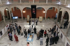 Exposición 'Un Santo en Sevilla. 25 años, 25 huellas del Papa Juan Pablo II' (8) • <a style="font-size:0.8em;" href="http://www.flickr.com/photos/129072575@N05/41607690805/" target="_blank">View on Flickr</a>