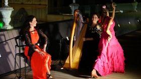 II Estival Flamenco Cádiz: Ana Crismán y 'Arpa Jonda' (5) • <a style="font-size:0.8em;" href="http://www.flickr.com/photos/129072575@N05/44291362842/" target="_blank">View on Flickr</a>