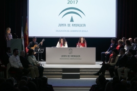 Entrega de las Banderas de Andalucía de Sevilla 2017 en la Fundación Cajasol (6) • <a style="font-size:0.8em;" href="http://www.flickr.com/photos/129072575@N05/32279404694/" target="_blank">View on Flickr</a>