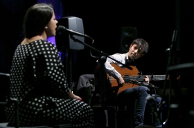 Jueves Flamencos: David Carmona (22) • <a style="font-size:0.8em;" href="http://www.flickr.com/photos/129072575@N05/34058299194/" target="_blank">View on Flickr</a>