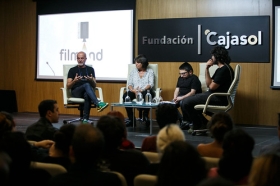 Jornadas 'Los oficios del cine' en la Fundación Cajasol (6) • <a style="font-size:0.8em;" href="http://www.flickr.com/photos/129072575@N05/26359844169/" target="_blank">View on Flickr</a>