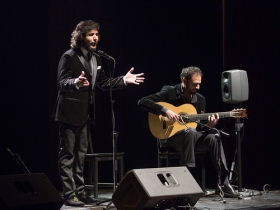Jueves Flamencos 2018: Pedro 'El Granaíno' y Antonio Reyes (35) • <a style="font-size:0.8em;" href="http://www.flickr.com/photos/129072575@N05/40249531682/" target="_blank">View on Flickr</a>