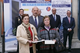 Exposición 'La victoria de la libertad: la Policía Nacional contra el terrorismo' en Sevilla (5) • <a style="font-size:0.8em;" href="http://www.flickr.com/photos/129072575@N05/25834367077/" target="_blank">View on Flickr</a>