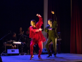 Jueves Flamencos de la Fundación Cajasol en Sevilla: Rubén Olmo y Eduardo Leal (21) • <a style="font-size:0.8em;" href="http://www.flickr.com/photos/129072575@N05/31174988937/" target="_blank">View on Flickr</a>