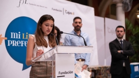 Entrega de premios del VI concurso 'Mi libro preferido' en la Fundación Cajasol (5) • <a style="font-size:0.8em;" href="http://www.flickr.com/photos/129072575@N05/48137104002/" target="_blank">View on Flickr</a>
