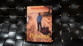 Presentación del libro 'Personal', de Manuel Bellido, en Sevilla (6) • <a style="font-size:0.8em;" href="http://www.flickr.com/photos/129072575@N05/48177303837/" target="_blank">View on Flickr</a>