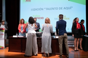 Entrega de los I Premios 'Talento de aquí' de Fundación MAS (9) • <a style="font-size:0.8em;" href="http://www.flickr.com/photos/129072575@N05/48819516768/" target="_blank">View on Flickr</a>