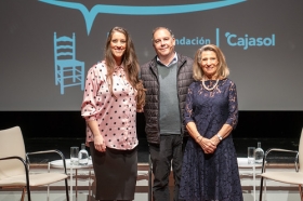 Diálogos con el Flamenco 2019 en Sevilla: Argentina y Cristina Heeren • <a style="font-size:0.8em;" href="http://www.flickr.com/photos/129072575@N05/49131092063/" target="_blank">View on Flickr</a>