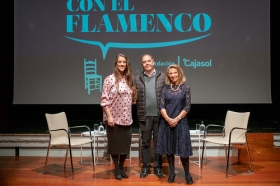 Diálogos con el Flamenco 2019 en Sevilla: Argentina y Cristina Heeren (18) • <a style="font-size:0.8em;" href="http://www.flickr.com/photos/129072575@N05/49131093698/" target="_blank">View on Flickr</a>