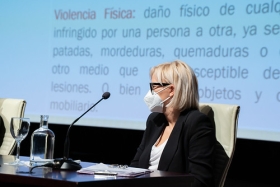 Jornadas ‘Violencia intrafamiliar: Análisis de la situación’ en la Fundación Cajasol (10) • <a style="font-size:0.8em;" href="http://www.flickr.com/photos/129072575@N05/50479699667/" target="_blank">View on Flickr</a>