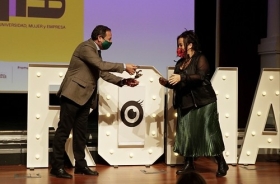 Entrega de los II Premios Roma: Universidad, mujer y empresa’ en la Fundación Cajasol (14) • <a style="font-size:0.8em;" href="http://www.flickr.com/photos/129072575@N05/50698400068/" target="_blank">View on Flickr</a>