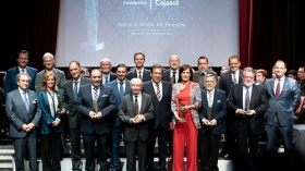 Tramos de Cuaresma 2019 en Sevilla: Entrega de los Premios Gota a Gota de Pasión • <a style="font-size:0.8em;" href="http://www.flickr.com/photos/129072575@N05/47533548731/" target="_blank">View on Flickr</a>