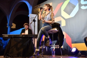 Los 40 Stage: Concierto de Aitana en Sevilla (25) • <a style="font-size:0.8em;" href="http://www.flickr.com/photos/129072575@N05/40624632793/" target="_blank">View on Flickr</a>