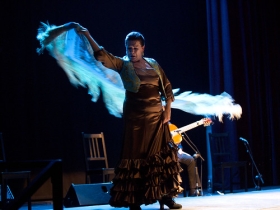 Jueves Flamencos de la Fundación Cajasol en Sevilla: Pepa Montes y Ricardo Miño (14) • <a style="font-size:0.8em;" href="http://www.flickr.com/photos/129072575@N05/47236366471/" target="_blank">View on Flickr</a>