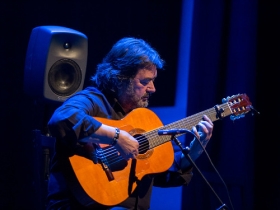 Jueves Flamencos de la Fundación Cajasol en Sevilla: Pepa Montes y Ricardo Miño (16) • <a style="font-size:0.8em;" href="http://www.flickr.com/photos/129072575@N05/47236366581/" target="_blank">View on Flickr</a>