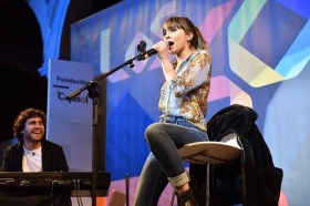 Los 40 Stage: Concierto de Aitana en Sevilla (28) • <a style="font-size:0.8em;" href="http://www.flickr.com/photos/129072575@N05/40624632843/" target="_blank">View on Flickr</a>