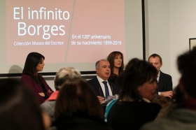 Exposición 'El infinito Borges' en Córdoba (20) • <a style="font-size:0.8em;" href="http://www.flickr.com/photos/129072575@N05/32867991578/" target="_blank">View on Flickr</a>