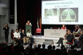 Entrega de las Banderas de Andalucía de Sevilla 2017 en la Fundación Cajasol (23) • <a style="font-size:0.8em;" href="http://www.flickr.com/photos/129072575@N05/32742028280/" target="_blank">View on Flickr</a>