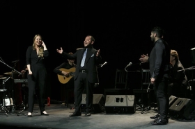 Jueves Flamencos de la Fundación Cajasol en Sevilla: Jeromo Segura (22) • <a style="font-size:0.8em;" href="http://www.flickr.com/photos/129072575@N05/40834105575/" target="_blank">View on Flickr</a>