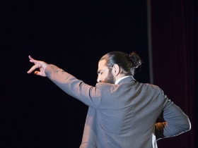 Jueves Flamencos de la Fundación Cajasol en Sevilla: Antonio Molina 'El Choro' (19) • <a style="font-size:0.8em;" href="http://www.flickr.com/photos/129072575@N05/41429326961/" target="_blank">View on Flickr</a>