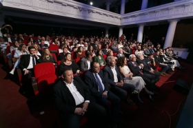 Gala de entrega de los premios ‘El Público’ de Canal Sur 2018 desde la Fundación Cajasol (19) • <a style="font-size:0.8em;" href="http://www.flickr.com/photos/129072575@N05/27976307488/" target="_blank">View on Flickr</a>