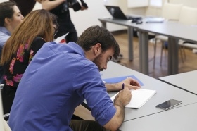 Curso de presentación y edición de informativos y espacios de entretenimiento de Atresmedia Formación 2018 en Sevilla (12) • <a style="font-size:0.8em;" href="http://www.flickr.com/photos/129072575@N05/41844950211/" target="_blank">View on Flickr</a>