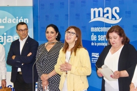 Presentación de 'Agua del Camino' 2018 en Huelva (3) • <a style="font-size:0.8em;" href="http://www.flickr.com/photos/129072575@N05/28226655008/" target="_blank">View on Flickr</a>