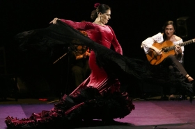 Jueves Flamencos de la Fundación Cajasol en Sevilla: Ángeles Gabaldón (32) • <a style="font-size:0.8em;" href="http://www.flickr.com/photos/129072575@N05/41440115885/" target="_blank">View on Flickr</a>
