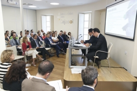 Asamblea General de Asociaciones y Fundaciones Andaluzas (AFA) Junio 2018 en la Fundación Cajasol (10) • <a style="font-size:0.8em;" href="http://www.flickr.com/photos/129072575@N05/42141843625/" target="_blank">View on Flickr</a>