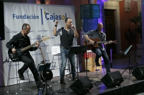 Noche en Blanco en Sevilla 2018 desde la Fundación Cajasol (18) • <a style="font-size:0.8em;" href="http://www.flickr.com/photos/129072575@N05/31703067398/" target="_blank">View on Flickr</a>