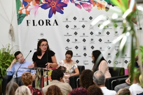 Presentación del II Festival Internacional de Arte Floral Contemporáneo 'Flora' en Córdoba (4) • <a style="font-size:0.8em;" href="http://www.flickr.com/photos/129072575@N05/44020191615/" target="_blank">View on Flickr</a>