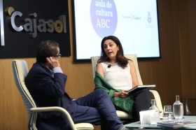 Aula de Cultura de ABC de Sevilla: Almudena Martínez-Fornés Galindo (4) • <a style="font-size:0.8em;" href="http://www.flickr.com/photos/129072575@N05/31019671058/" target="_blank">View on Flickr</a>