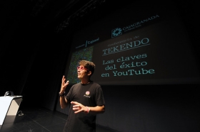 Conferencia de Tekendo en Granada (3) • <a style="font-size:0.8em;" href="http://www.flickr.com/photos/129072575@N05/44662815175/" target="_blank">View on Flickr</a>