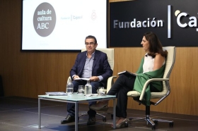 Aula de Cultura de ABC de Sevilla: Almudena Martínez-Fornés Galindo (7) • <a style="font-size:0.8em;" href="http://www.flickr.com/photos/129072575@N05/31019671648/" target="_blank">View on Flickr</a>