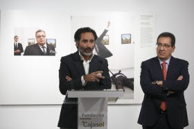 Exposición World Press Photo 2017 en la Fundación Cajasol (28) • <a style="font-size:0.8em;" href="http://www.flickr.com/photos/129072575@N05/34017692950/" target="_blank">View on Flickr</a>