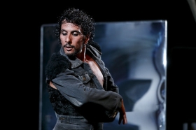 Jueves Flamencos de la Fundación Cajasol: Mariano Bernal (28) • <a style="font-size:0.8em;" href="http://www.flickr.com/photos/129072575@N05/35626224625/" target="_blank">View on Flickr</a>
