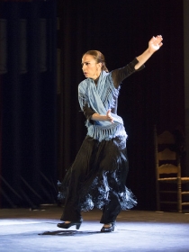 Jueves Flamencos de la Fundación Cajasol: Isabel Bayón (15) • <a style="font-size:0.8em;" href="http://www.flickr.com/photos/129072575@N05/34611958555/" target="_blank">View on Flickr</a>