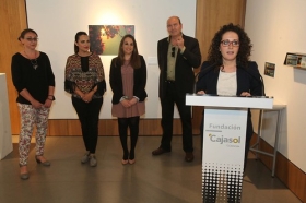 Entrega de los II premios ‘El Arte y los Patios Cordobeses’ en la Fundación Cajasol (5) • <a style="font-size:0.8em;" href="http://www.flickr.com/photos/129072575@N05/34578675295/" target="_blank">View on Flickr</a>