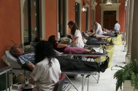 Maratón de Donación de Sangre en Fundación Cajasol (7) • <a style="font-size:0.8em;" href="http://www.flickr.com/photos/129072575@N05/35134363552/" target="_blank">View on Flickr</a>