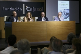 Presentación del libro 'Tutankhamón en España: Howard Carter, el duque de Alba y las Conferencias de Madrid' (9) • <a style="font-size:0.8em;" href="http://www.flickr.com/photos/129072575@N05/34719664703/" target="_blank">View on Flickr</a>