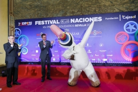 Entrega Premios Solidarios 2017 Festival de las Naciones (18) • <a style="font-size:0.8em;" href="http://www.flickr.com/photos/129072575@N05/37953278542/" target="_blank">View on Flickr</a>