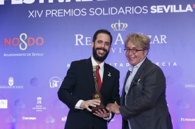 Entrega Premios Solidarios 2017 Festival de las Naciones (19 • <a style="font-size:0.8em;" href="http://www.flickr.com/photos/129072575@N05/37930591736/" target="_blank">View on Flickr</a>