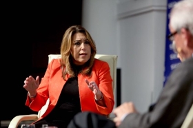 Los Encuentros de la SER ’40 años del 4-D’: Susana Díaz y Rafael Escuredo (11) • <a style="font-size:0.8em;" href="http://www.flickr.com/photos/129072575@N05/37940532745/" target="_blank">View on Flickr</a>