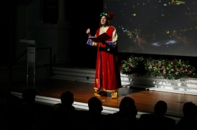 Estreno del documental del centenario de la cabalgata de los Reyes Magos de Sevilla en la Fundación Cajasol (3) • <a style="font-size:0.8em;" href="http://www.flickr.com/photos/129072575@N05/27225656529/" target="_blank">View on Flickr</a>