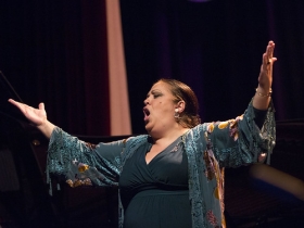 Jueves Flamencos de la Fundación Cajasol: Angelita Montoya (7) • <a style="font-size:0.8em;" href="http://www.flickr.com/photos/129072575@N05/38304264621/" target="_blank">View on Flickr</a>