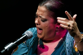 Jueves Flamencos de la Fundación Cajasol: Angelita Montoya (31) • <a style="font-size:0.8em;" href="http://www.flickr.com/photos/129072575@N05/26530101989/" target="_blank">View on Flickr</a>