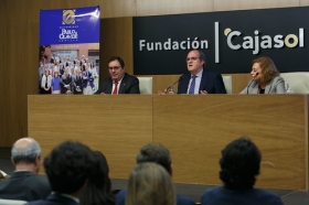 Conferencia de Ángel Gabilondo en la Fundación Cajasol (5) • <a style="font-size:0.8em;" href="http://www.flickr.com/photos/129072575@N05/38129091104/" target="_blank">View on Flickr</a>