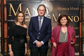 Mano a Mano: Cristina Sánchez y Carmen Calvo (21) • <a style="font-size:0.8em;" href="http://www.flickr.com/photos/129072575@N05/37858415324/" target="_blank">View on Flickr</a>