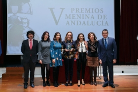 Entrega de los V Premios Menina en la Fundación Cajasol (21) • <a style="font-size:0.8em;" href="http://www.flickr.com/photos/129072575@N05/24710092978/" target="_blank">View on Flickr</a>